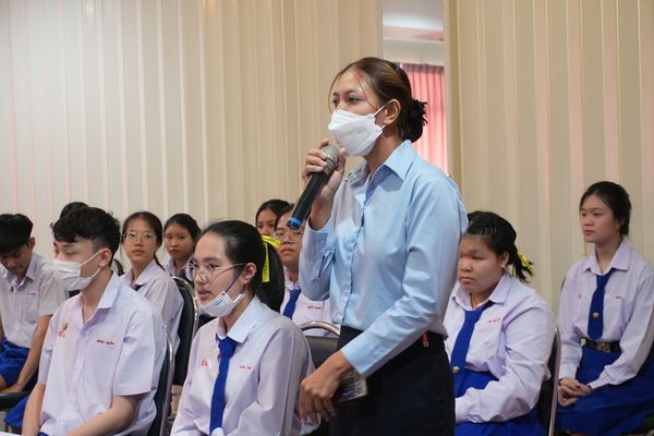 โรงเรียนปรีชานุศาสน์